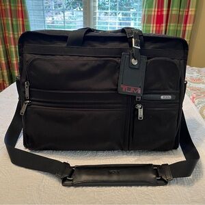 TUMI Alpha Black Laptop Bag Briefcase with Shoulder Strap - Excellent Condition